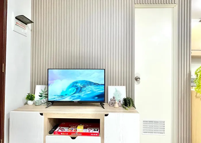 아파트호텔 2 Bedroom Fully-furnished Good For 5-6pax By Gerra At Urban Deca Homes Banilad 만다웨 시