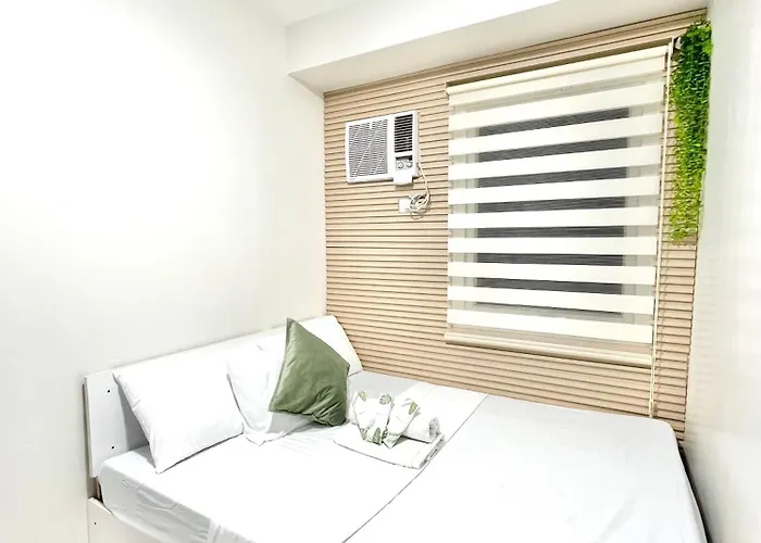 2 Bedroom Fully-furnished Good For 5-6pax By Gerra At Urban Deca Homes Banilad 3* 만다웨 시