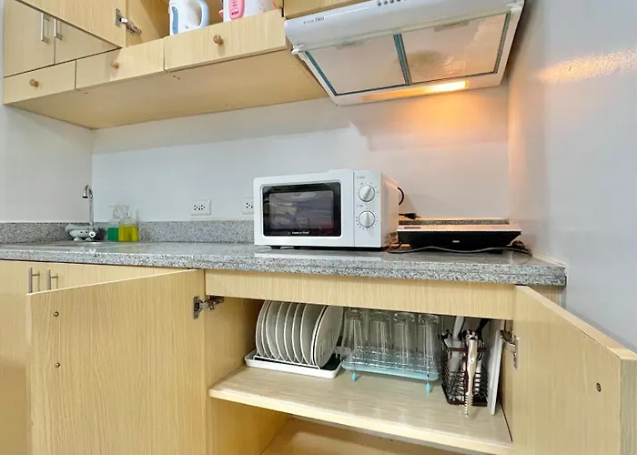2 Bedroom Fully-furnished Good For 5-6pax By Gerra At Urban Deca Homes Banilad