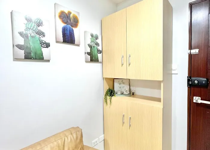 2 Bedroom Fully-furnished Good For 5-6pax By Gerra At Urban Deca Homes Banilad 3* 만다웨 시