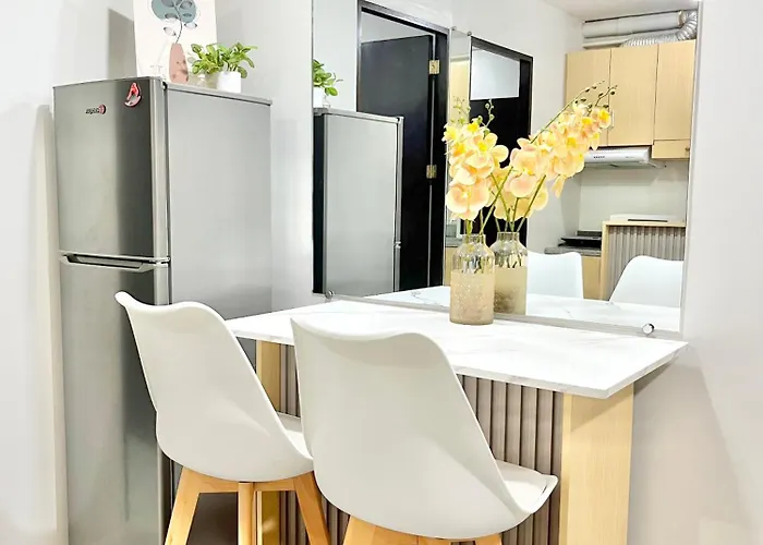 아파트호텔 2 Bedroom Fully-furnished Good For 5-6pax By Gerra At Urban Deca Homes Banilad 만다웨 시