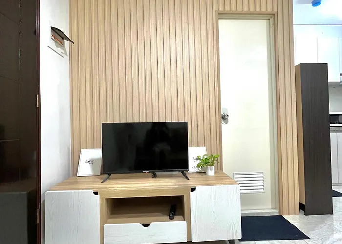 2 Bedroom Fully-furnished Good For 5-6pax By Gerra At Urban Deca Homes Banilad